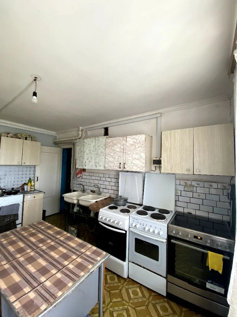 Room for sale in a dormitory