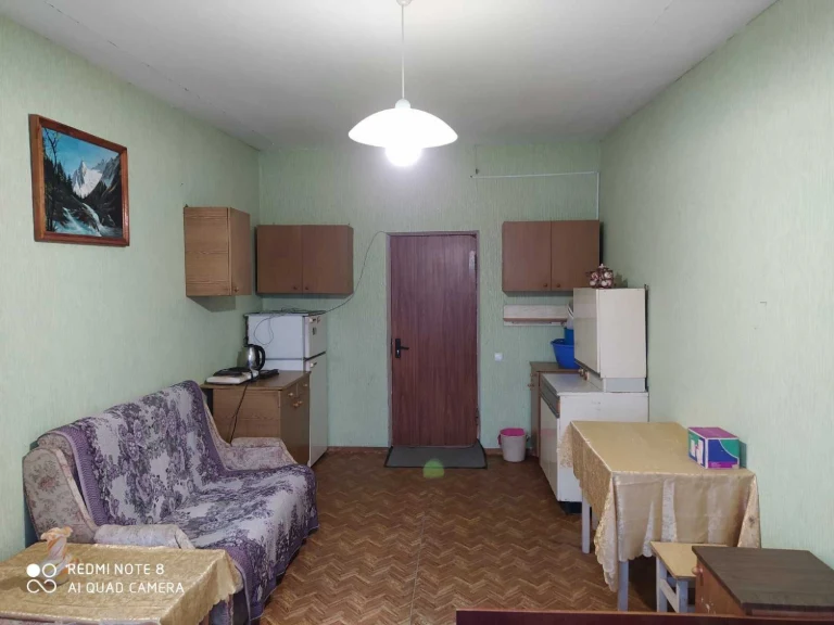 For sale: Room in an apartment building in the КСК area, 5th floor, brick building, 18