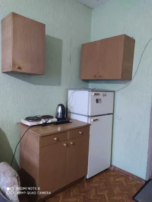 Продам комнату в коммунальной квартире р-н КСК, 5/5 кирп. 18