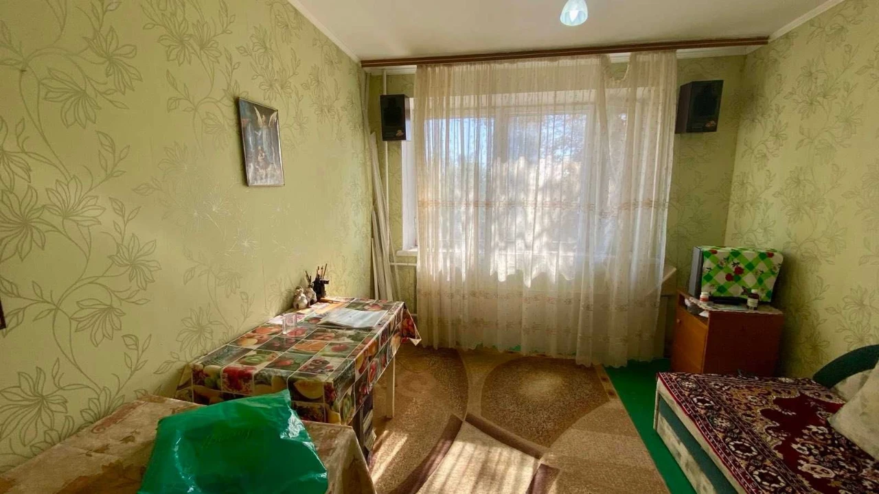 Продам комнату в общежитии, район Северский
