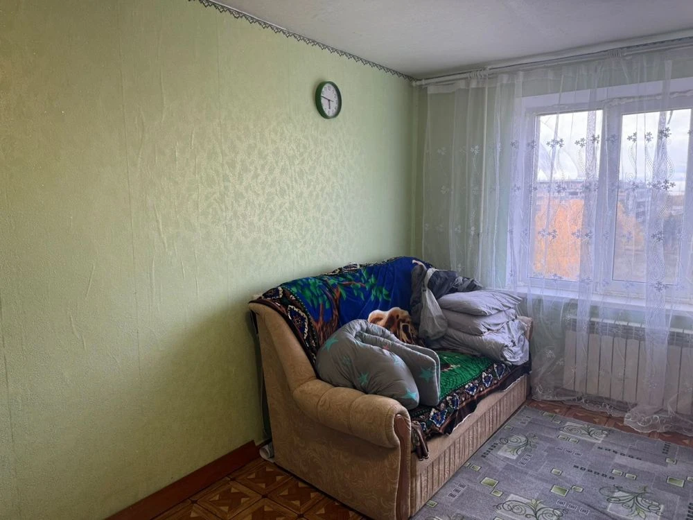 Продаж кімнати,гостинна,студія