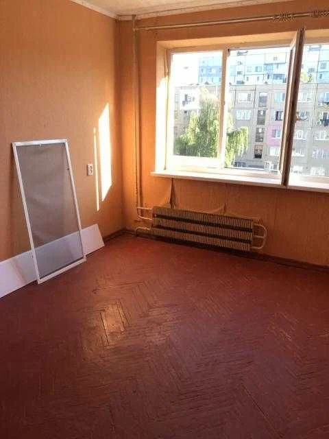 В продаже недорого гостинка