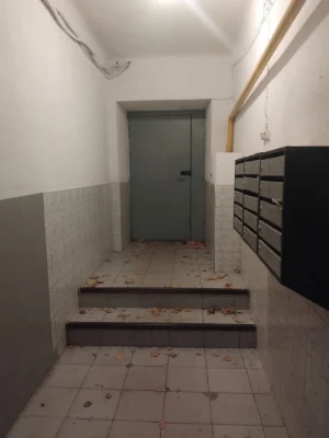 Продам комнату в 3х комнатной квартире