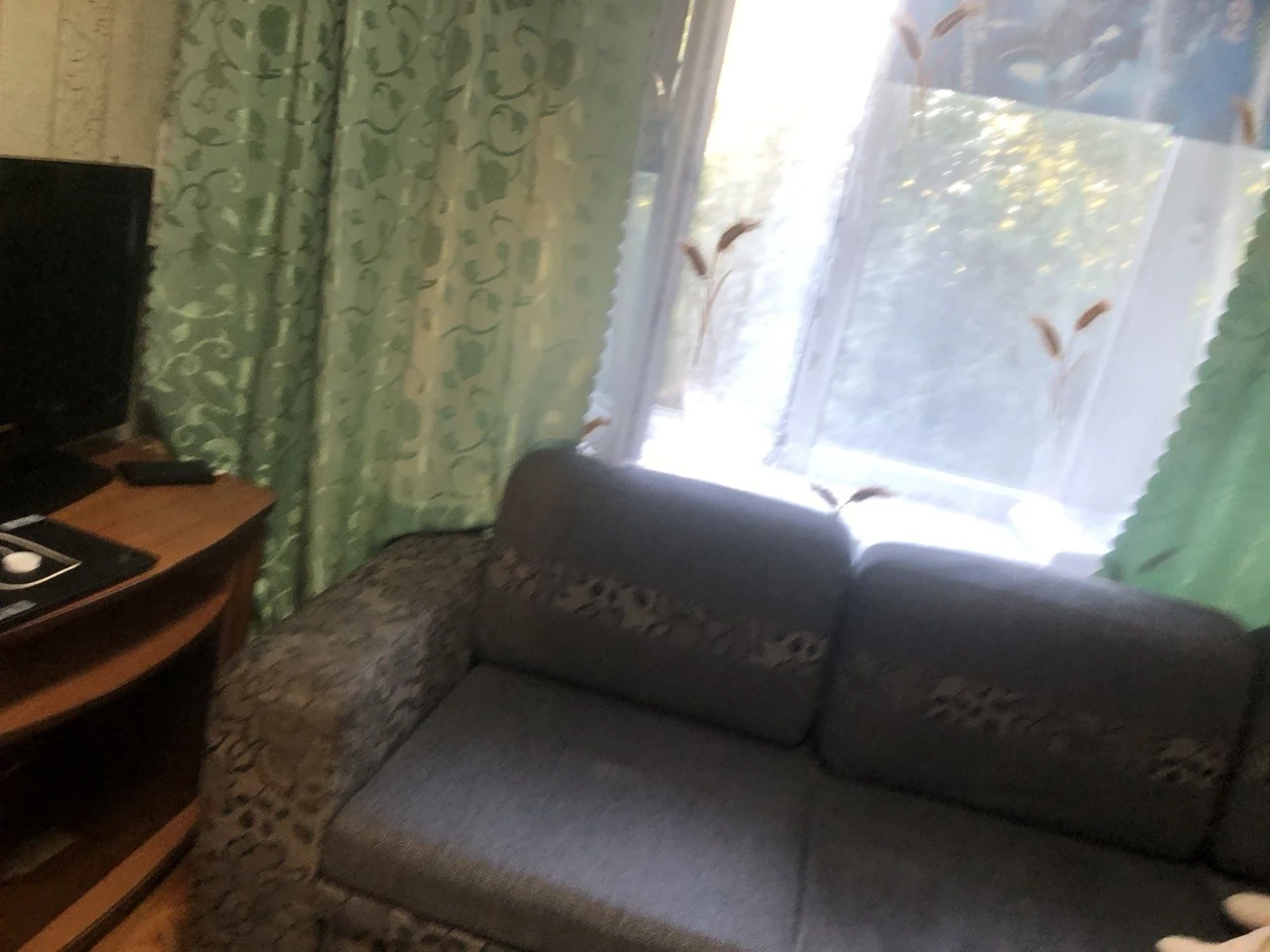 Продам гостинку. Нові будинки. Метро Палац Спорту.