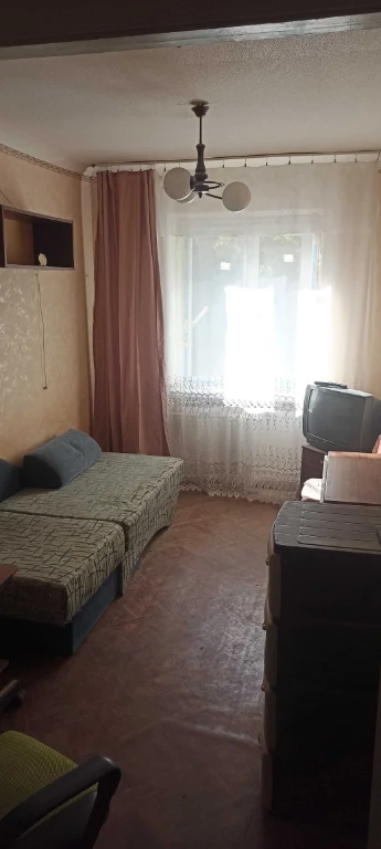 продам комнату в комуналке раен П Поле ул Тобольская 29
