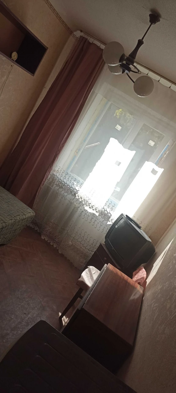 продам комнату в комуналке раен П Поле ул Тобольская 29