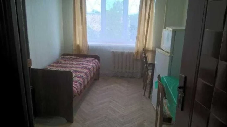 Продається кімната в районі Новобаварський