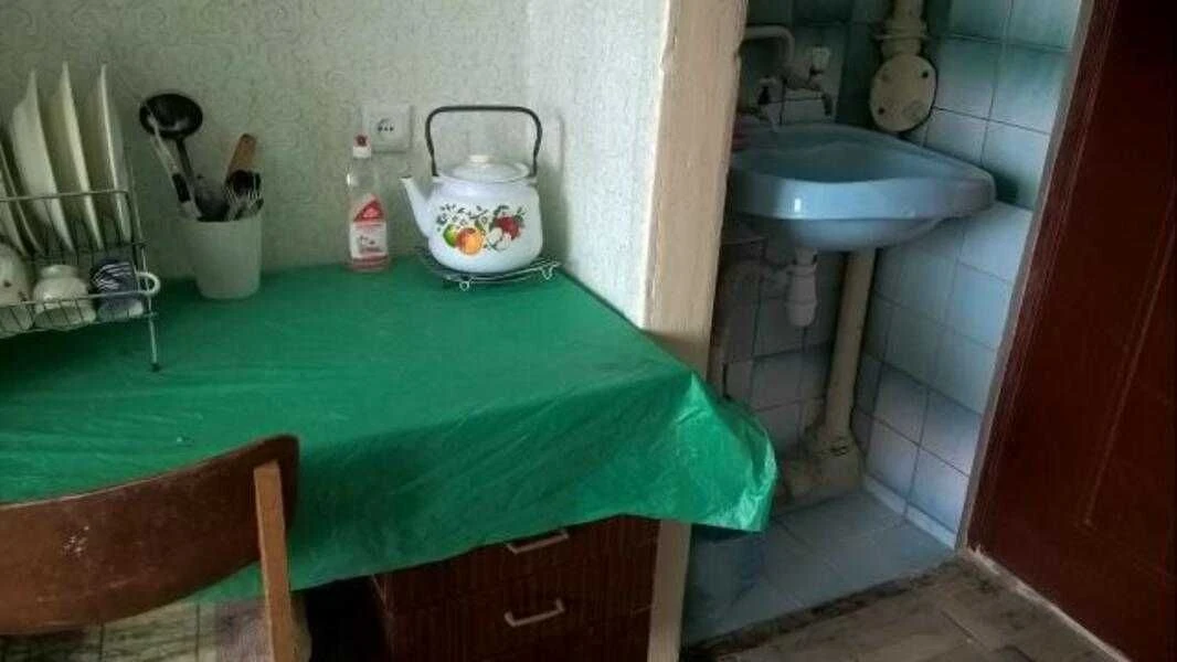 Продам кімнату Новобаварський район
