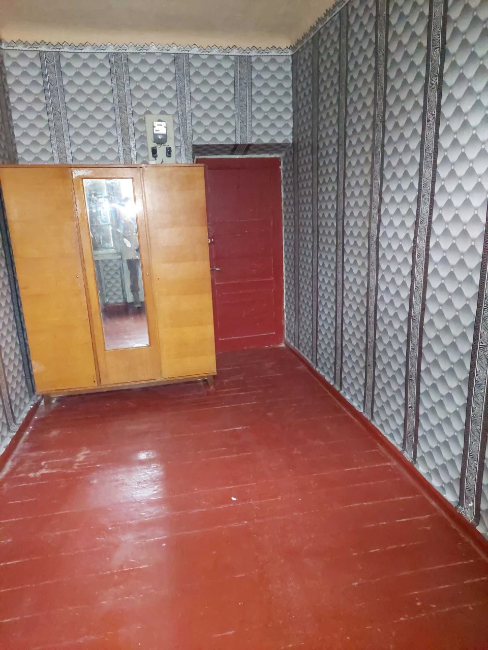 Продається кімната поблизу метро, район ХТЗ