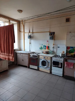 Продається кімната поблизу метро, район ХТЗ