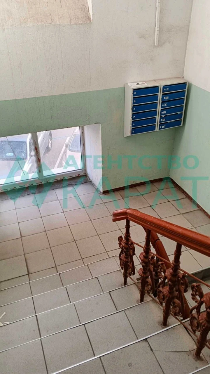 Продам 2 кімнати, 1 сусід, центр Харкова, вул. Університетсь
