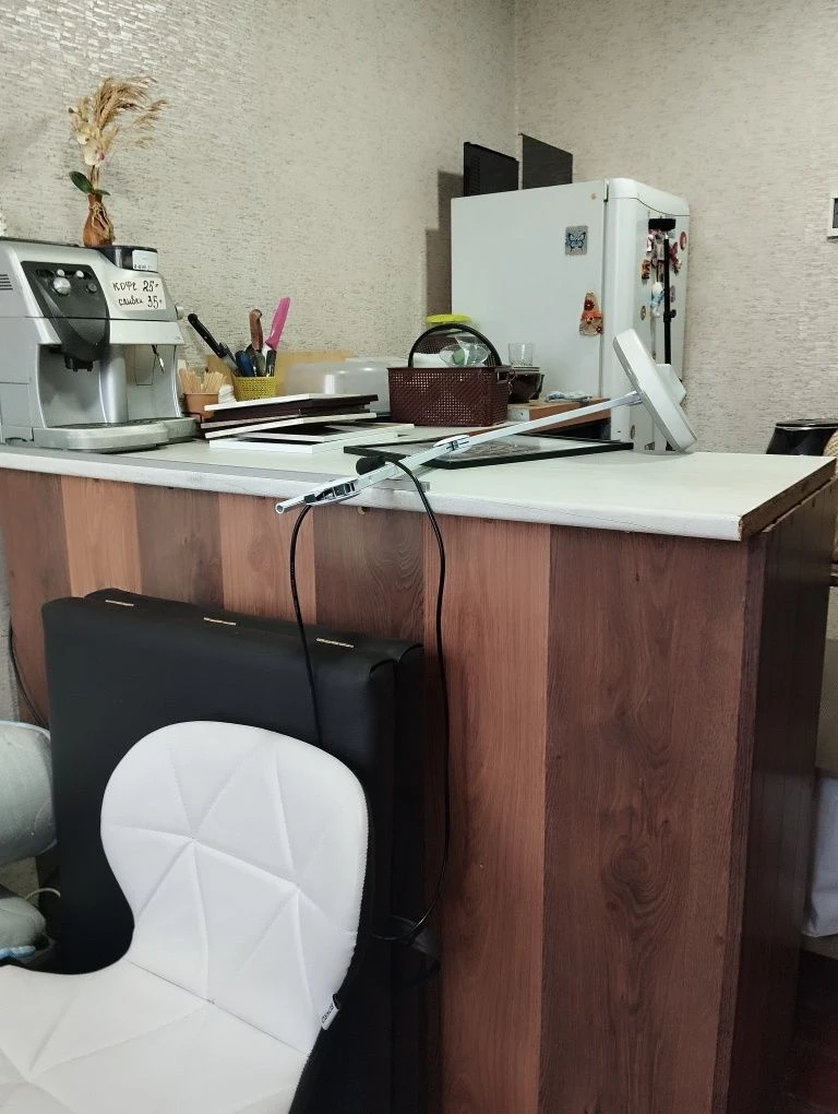 Продается комната рядом с метро, район ХТЗ