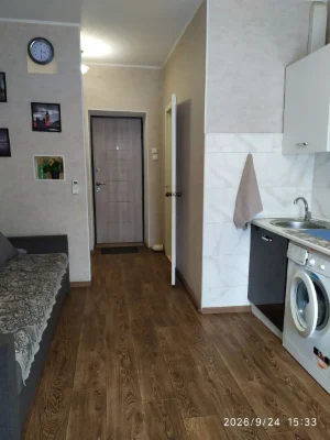 Продам гостинку м Масельского