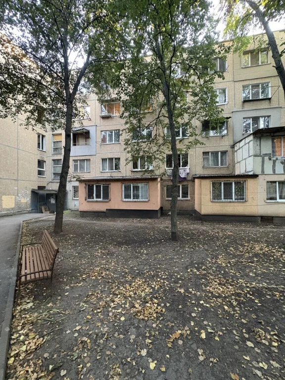 Продам  1 комнатную квартиру на Гарибальди