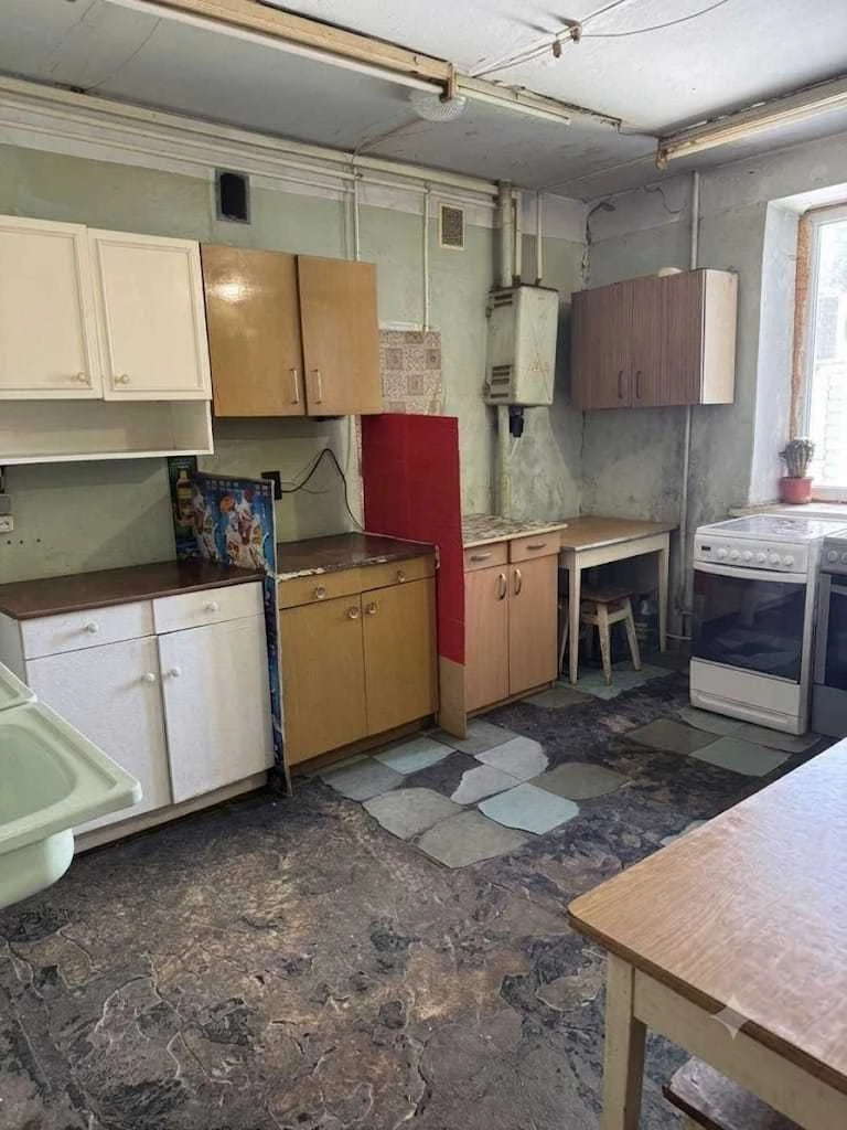 Продається кімната в блоці на Одеському проспекті