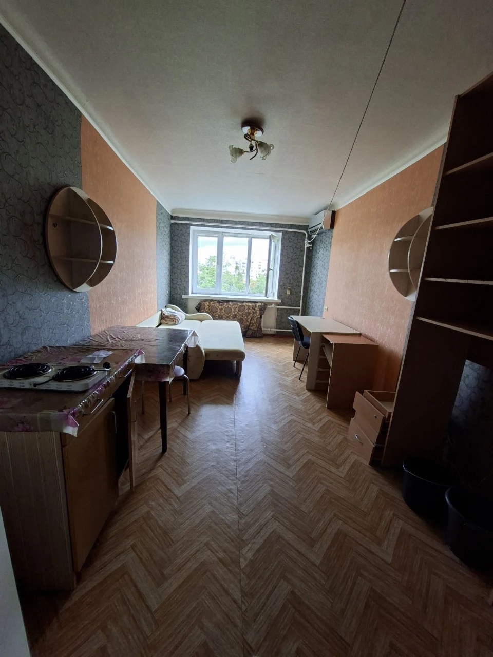 Продається велика кімната. Павлово Поле