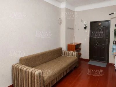 9 м 1 комната, гостинка, метро "Тракторный завод", рынок ХТЗ, Косио