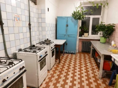 9 м 1 комната, гостинка, метро "Тракторный завод", рынок ХТЗ, Косио