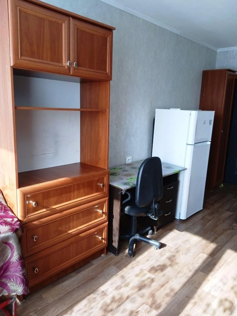 Готелька, метро Заводська, 5 хвилин