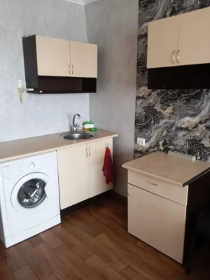 Готелька, метро Заводська, 5 хвилин