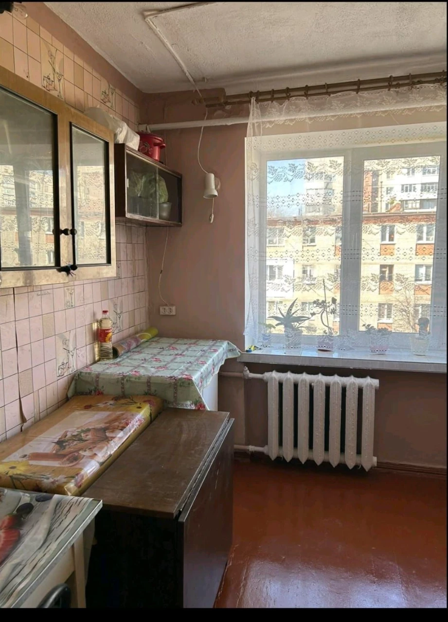 Продаж квартири, район ХТЗ, вулиця 12 Апреля, 32