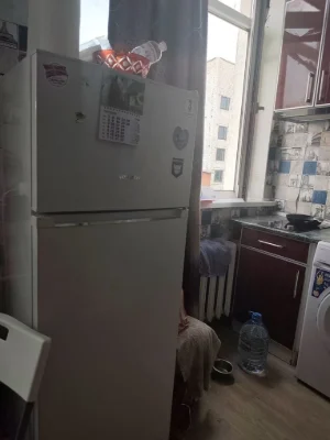 Продається невеликий будинок неподалік від метро Наукова