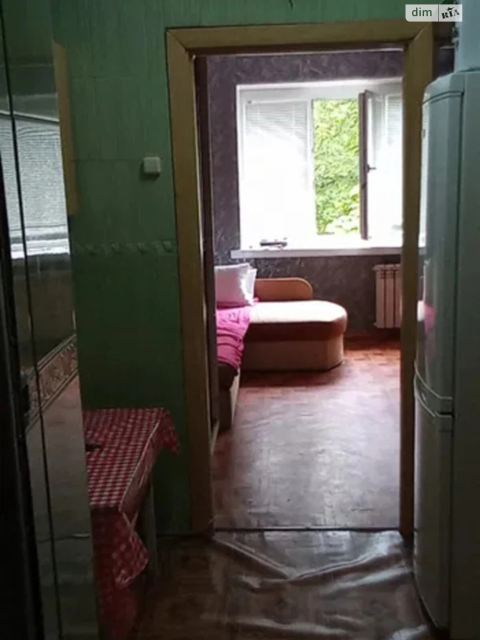 Продаж Кімната