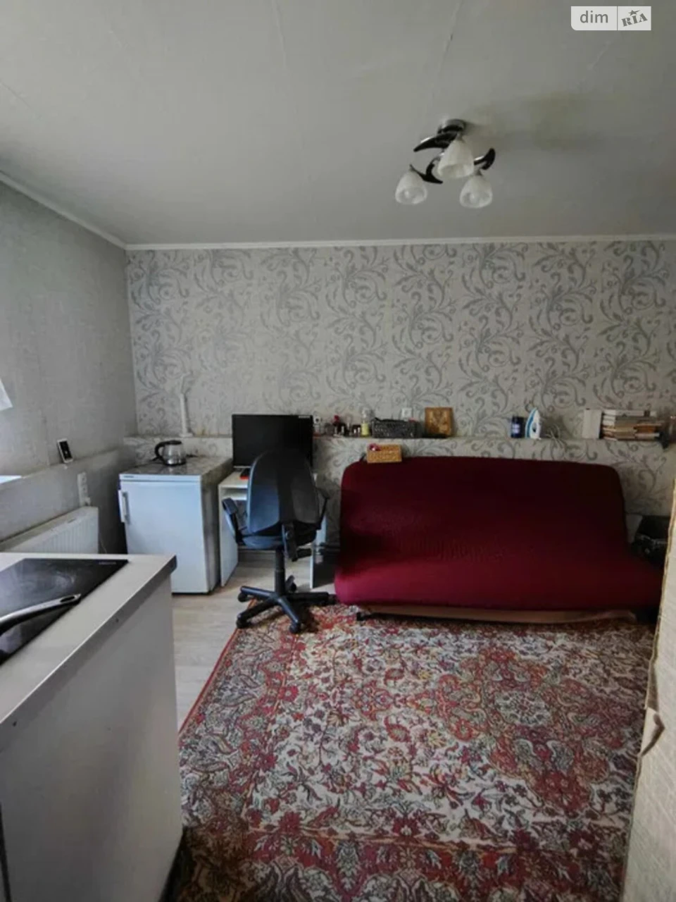 Продаж Кімната