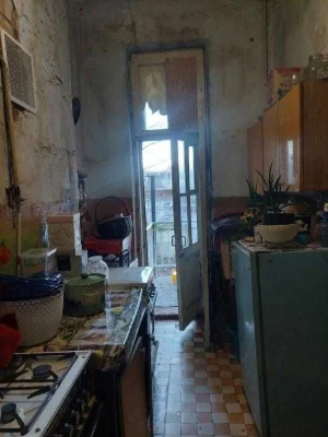 Продається 2 кімнати за адресою: вул. Сумська, 80, метро "Університет"