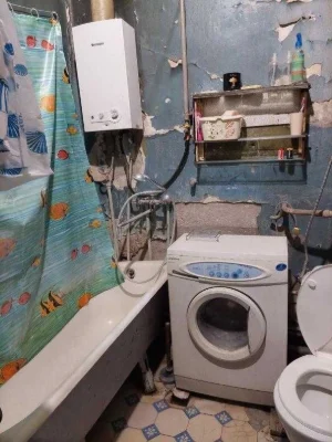 Продається 2 кімнати за адресою: вул. Сумська, 80, метро "Університет"