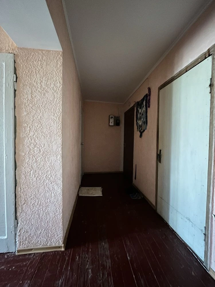 For Sale: Room on Pavlov Pole