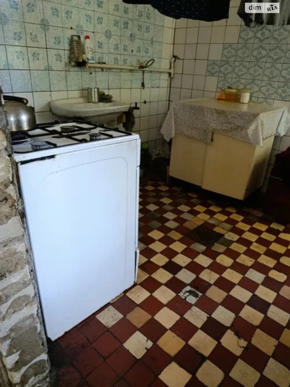 Продаж Кімната