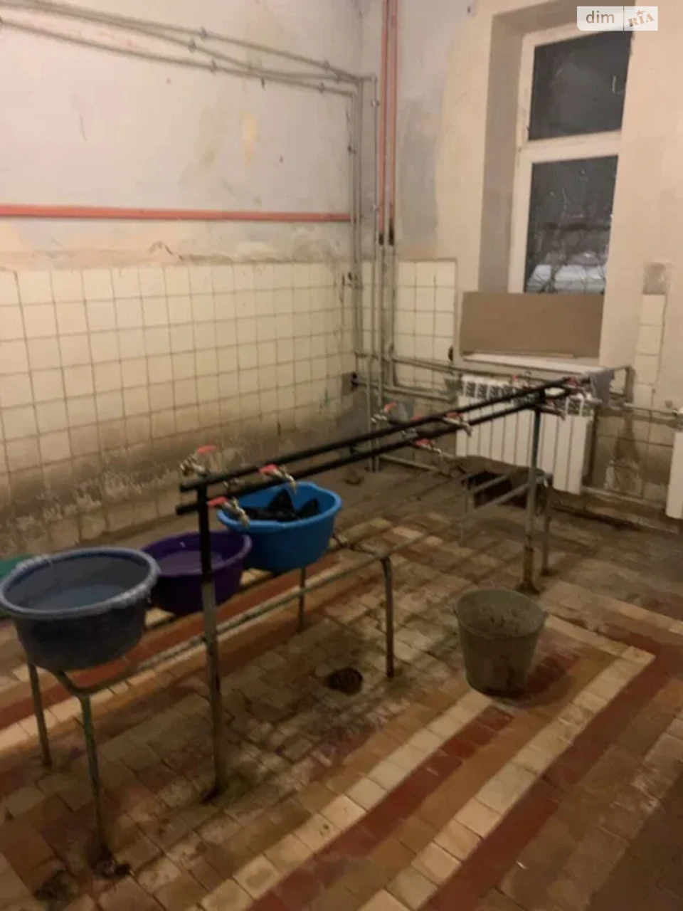 Продаж Кімната