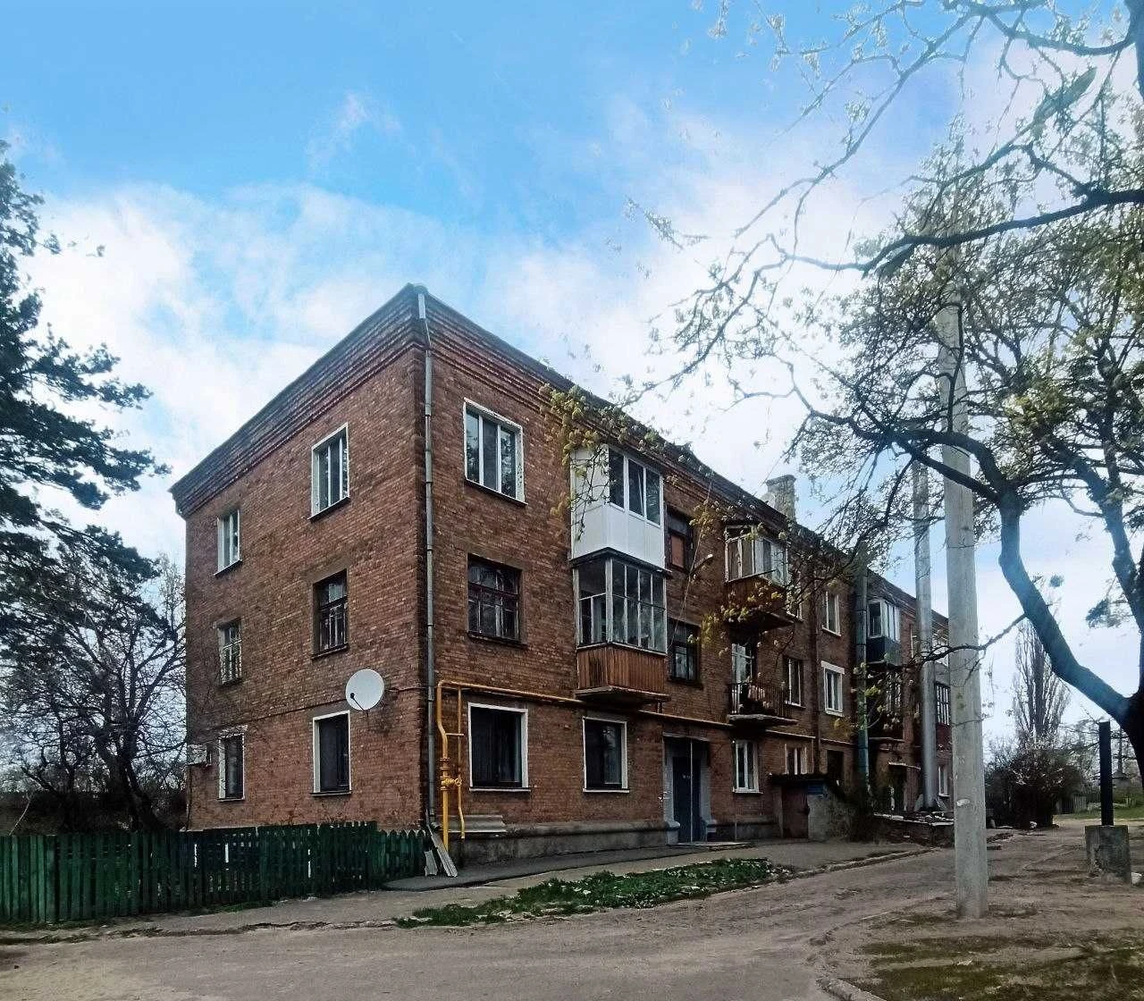 Продаж. 2 великі кімнати (49 м²) зі стелями 3м! вул. Біологі