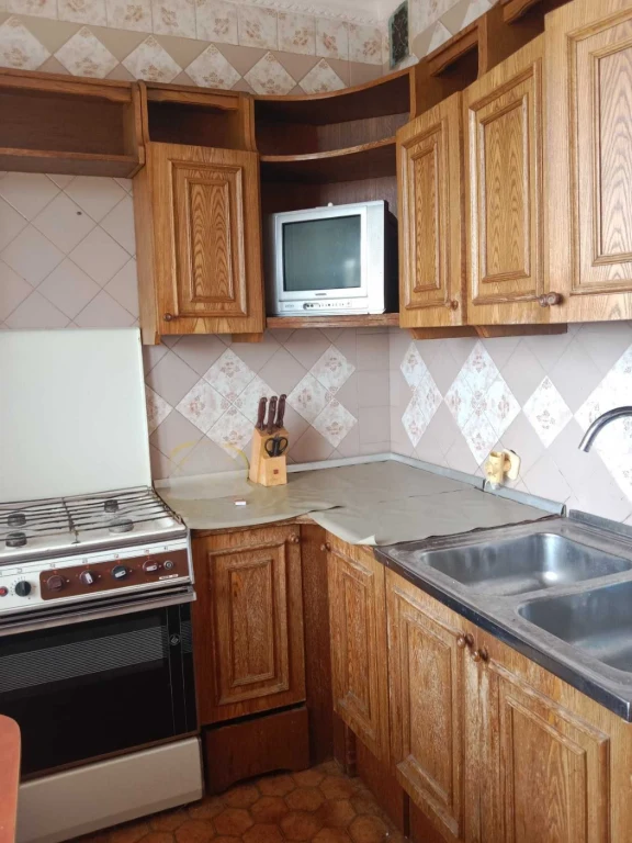 Продам комнату в двухкомнатной квартире, м. Барабашова, проспект Ювилейный