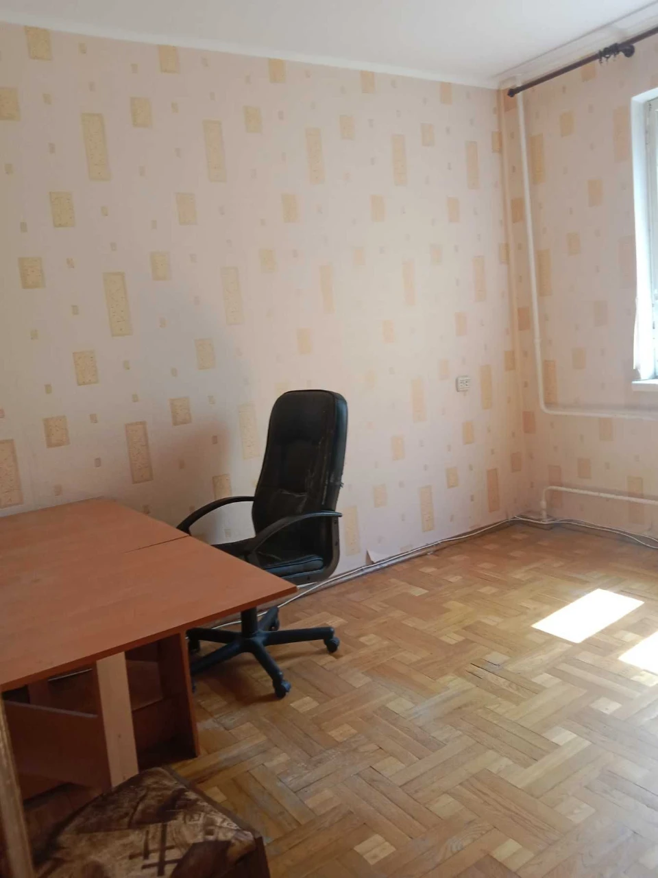 Продам комнату в двухкомнатной квартире, м. Барабашова, проспект Ювилейный