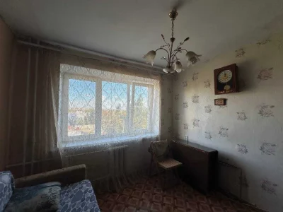 Продам однокімнатну студію 10 хвилин від метро Індустріальна (Пролетарська)