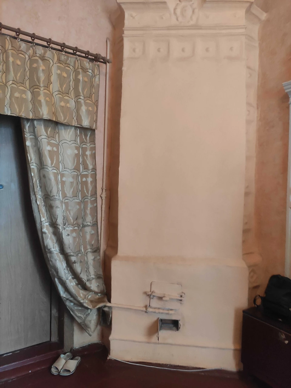 Продам комнату в центре города Конституция