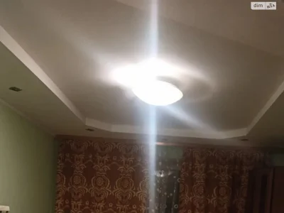 Продаж Кімната