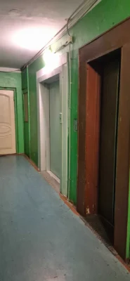 Продам кімнату в 2-х кімнатній квартирі, вул. Молочна.