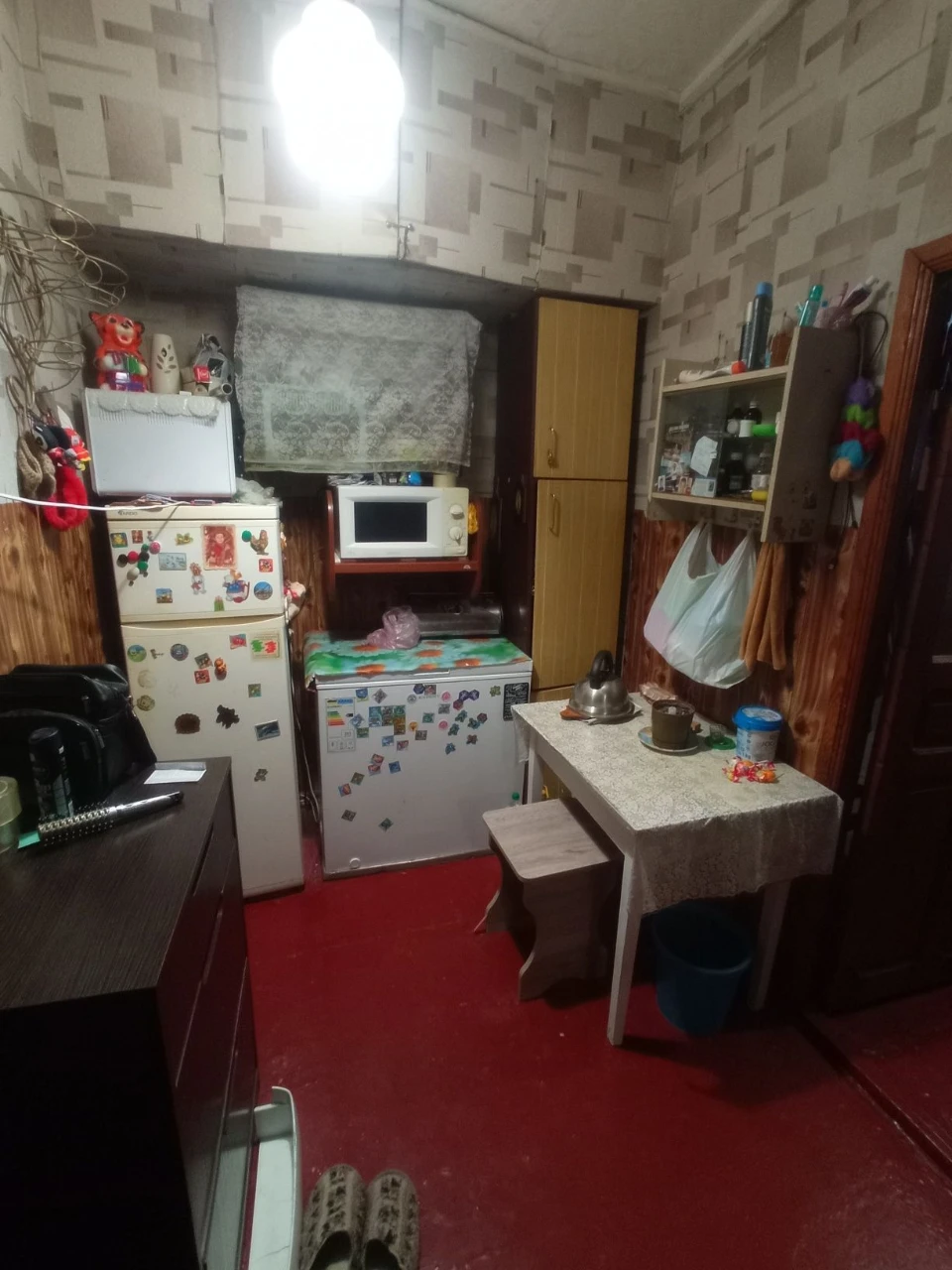 Продається комната в районі торгового центру "МЕТРО"