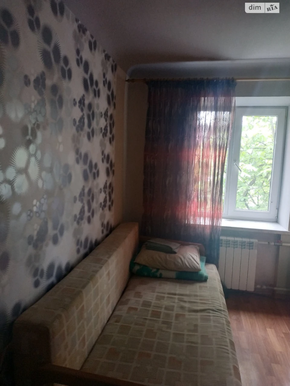 Продаж Кімната