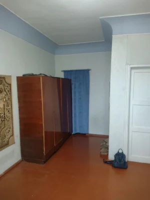 Продам найдешевшу кімнату з балконом біля метро Холодна Гора