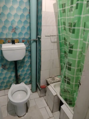 Продам найдешевшу кімнату з балконом біля метро Холодна Гора