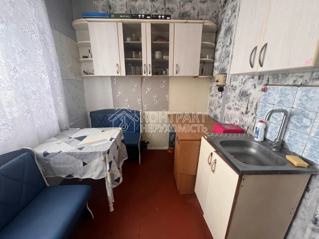 Продам 1 кімнату 12 м2 вул.Молочна Кінний ринок
