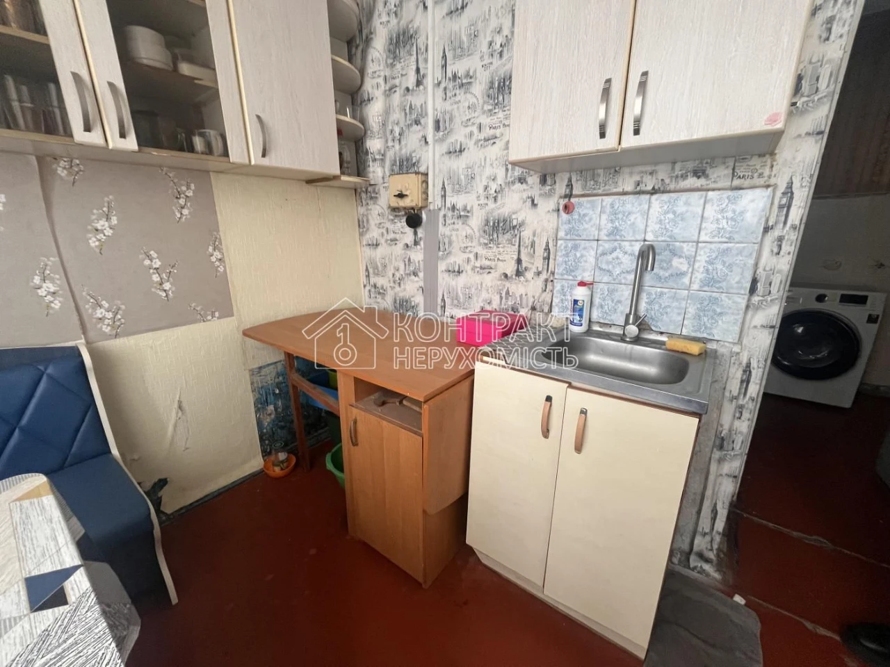 Продам 1 кімнату 12 м2 вул.Молочна Кінний ринок