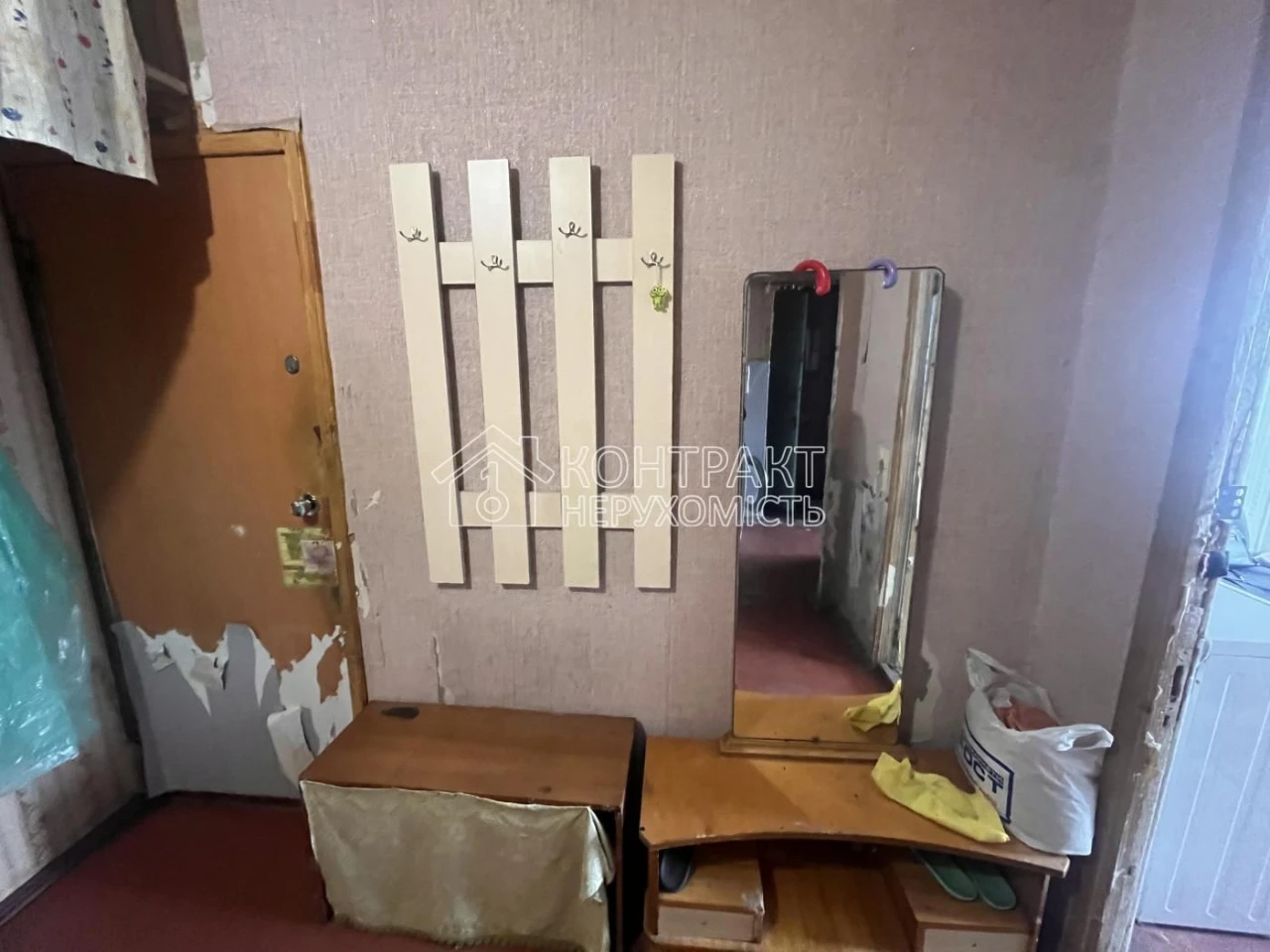 Продам 1 кімнату 12 м2 вул.Молочна Кінний ринок