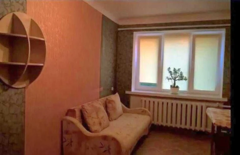 Продам комнату рядом с метро 23 Августа.