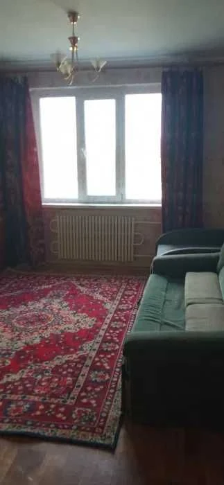 Продається 1-кімнатна квартира на Алексеївці, проспект Перемоги