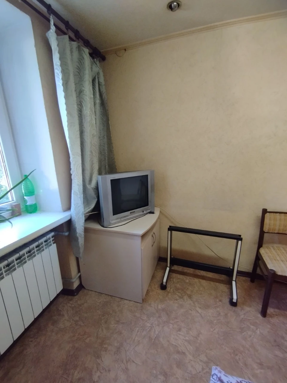 Продається кімната біля метро "Холодна гора" або "Вокзал"